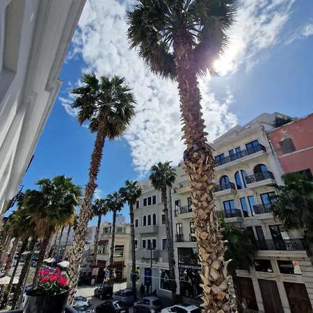 Santa Maria, Cerloj מלון דורס