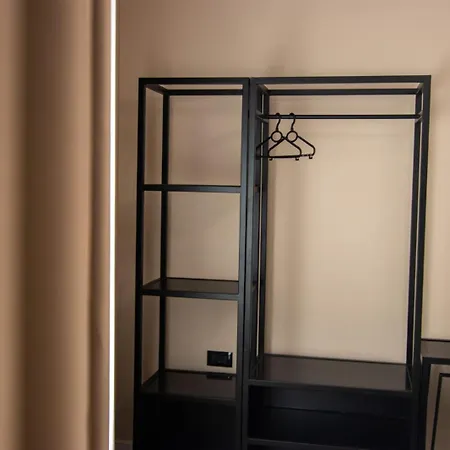 מלון Santa Maria, Cerloj דורס