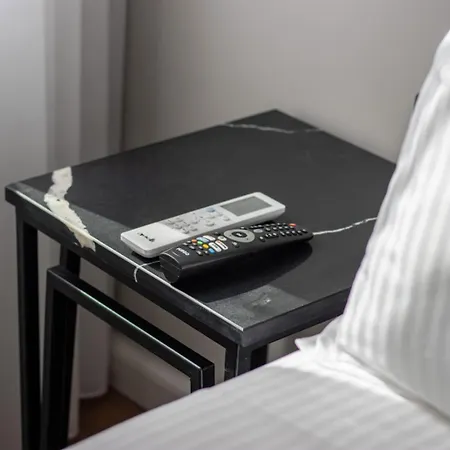 Santa Maria, Cerloj מלון *