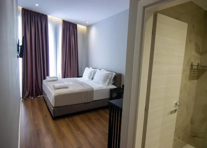 Hotel Santa Maria, Cerloj *