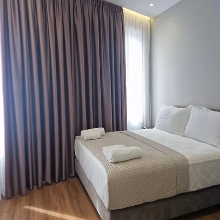 Отель Santa Maria, Cerloj *