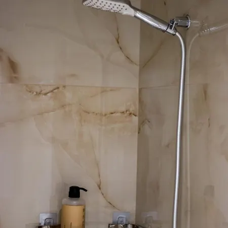 ホテル Santa Maria, Cerloj *