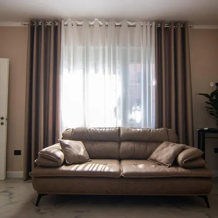 Santa Maria, Cerloj Hotel *