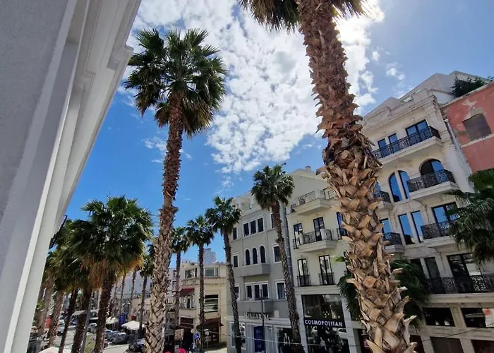 Santa Maria, Cerloj Hotel Durrës