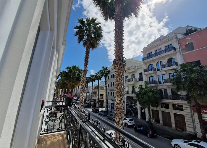 Hotel Santa Maria, Cerloj