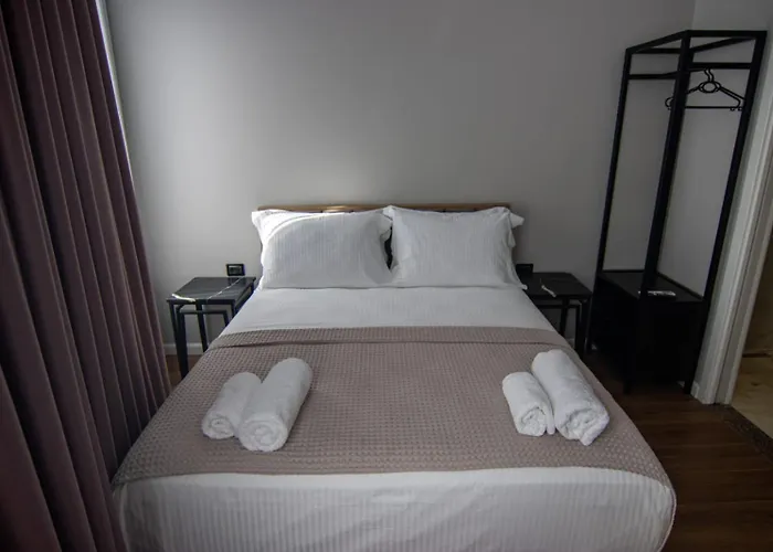 Santa Maria, Cerloj Durrës