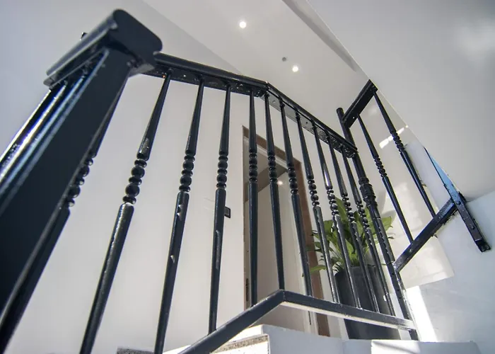 Hotel Santa Maria, Cerloj *