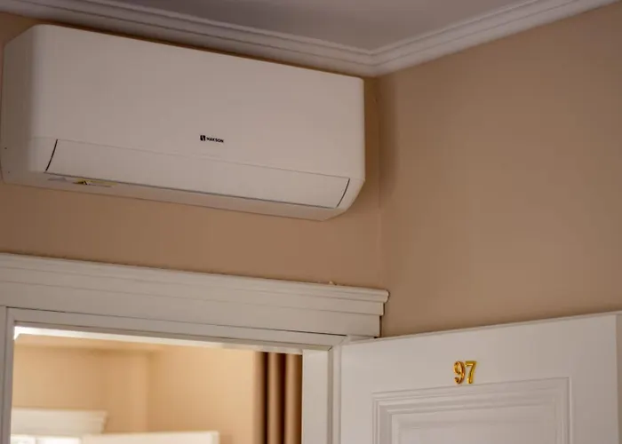 Hotel Santa Maria, Cerloj Durrës